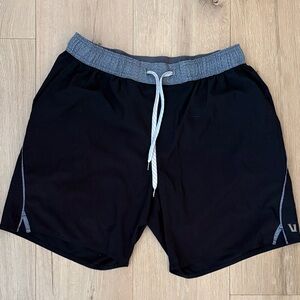Vuori Men's Shorts 7” inseam